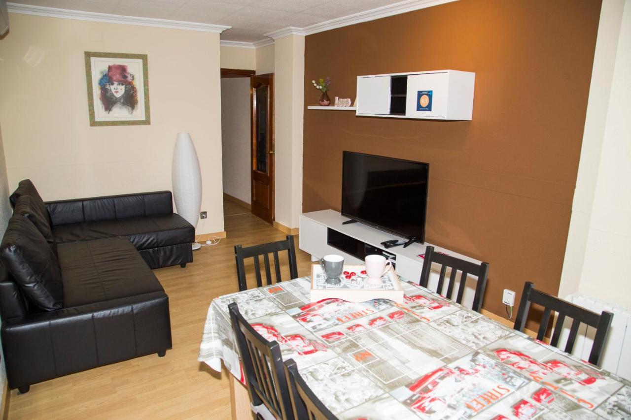 Apartamento Reus 1 - Parking Gratuito Екстериор снимка